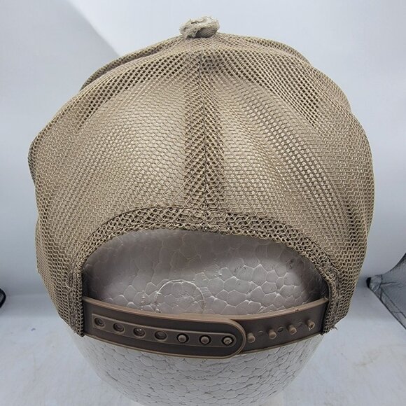 Bass Pro Shops Snapback Trucker Hat Cap Beige Logo Mesh Outdoor Fishing - Picture 3 of 10